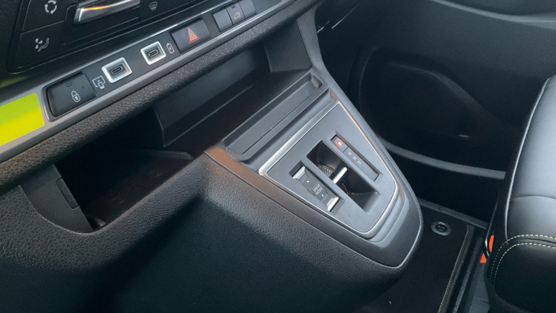 Peugeot Expert L1 Diesel Special Edition 2.0 BlueHDi 180 Sport Van EAT8